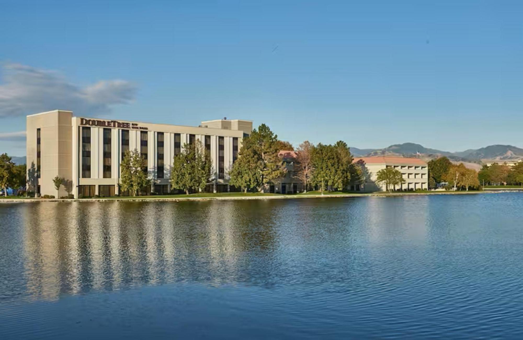 Doubletree By Hilton Hotel Salt Lake City Airport Exterior photo